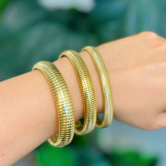 Golden Spring Soft Bangle [3 sizes]