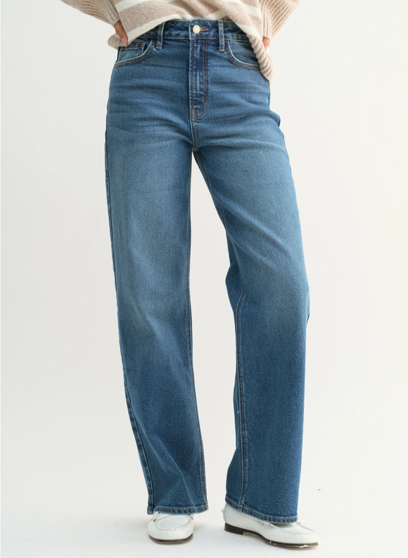 Taylor High Rise Straigt Jean